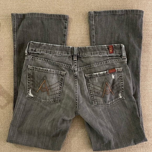 A Pocket 7FAM distressed 7 for all Mankind Jeans - Picture 2 of 7